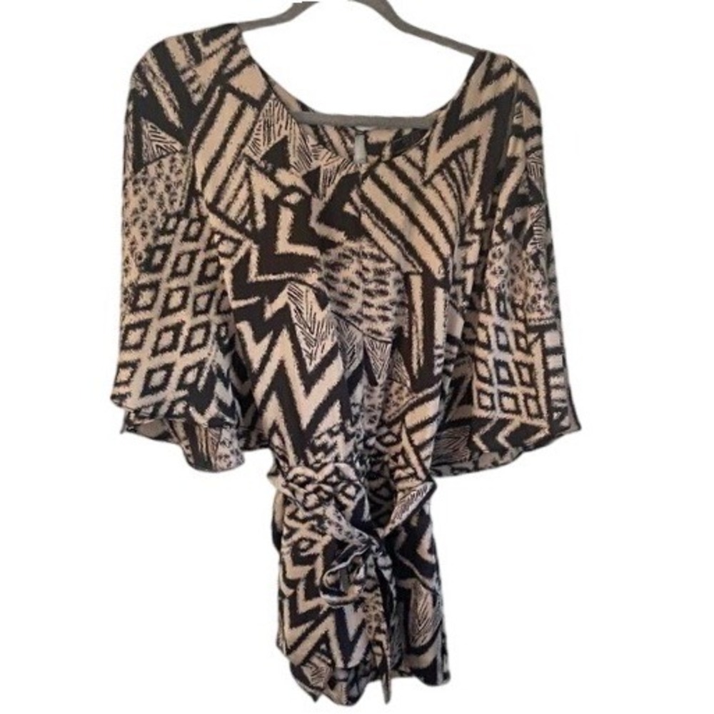 Guess Tribal Print Flounce Sleeve Belted Romper Size S Boho Summer Jumpsuit Mini - Picture 2 of 7